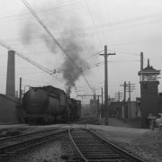 Traverse de trains, Saint-Henri, 29 août 1945, Conrad Poirier, BAnQ, P48,S1,P11912