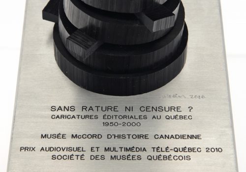 Prix Audiovisuel et multimédia Télé-Québec de la Société des musées québécois attribué au Musée McCord pour son exposition virtuelle «Sans rature ni censure? Caricatures éditoriales au Québec 1950-2000», 2011